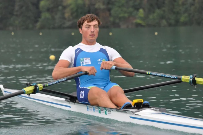Isak Žvegelj se je prebil v polfinale olimpijskih kvalifikacij.  FOTO: VZS