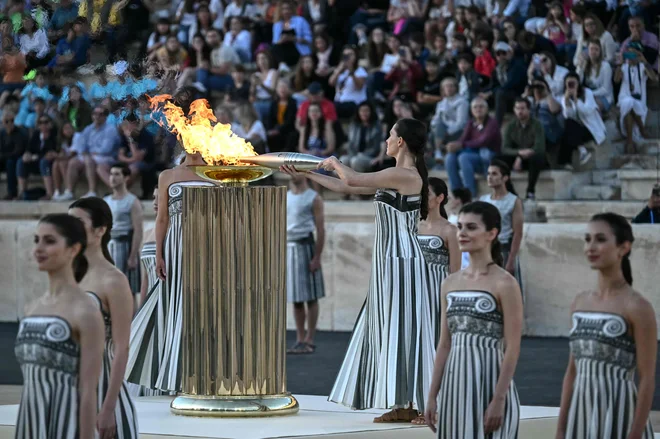 V vlogi svečenice je bila grška igralka Mary Mina FOTO: Aris Messinis