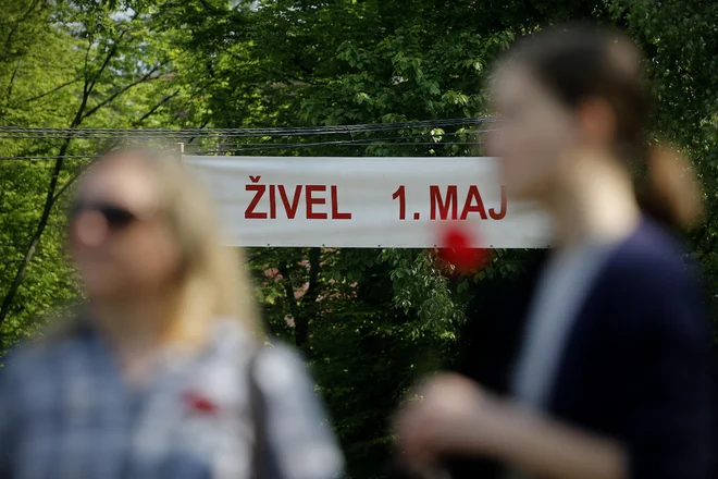 Kresovi, mlaji, nageljni, budnice, govori sindikalistk in sindikalistov ... so železni repertoar prvega maja na Slovenskem. FOTO Foto Blaž Samec
