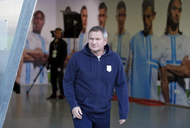 Matjaž Kek je v sezoni 2016/17 doslej edini prinesl naslov hrvaškega prvaka na Reko. Lahko njegov uspeh ponovi Željko Sopić? Foto Matej Družnik
