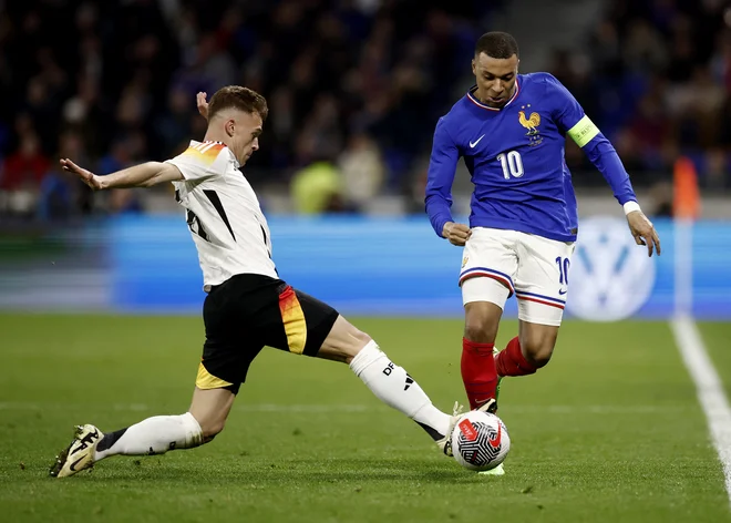 Kylian Mbappe lahko preigra prav vsakega igralca na svetu.
FOTO: Benoit Tessier/Reuters