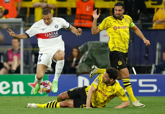 Kylian Mbappe pred tednom ni mogel premagati nemške obrambe. FOTO: Odd Andersen/AFP