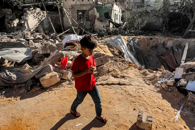 Okrepitev dostave humanitarne pomoči Palestincem je nujna. FOTO: AFP