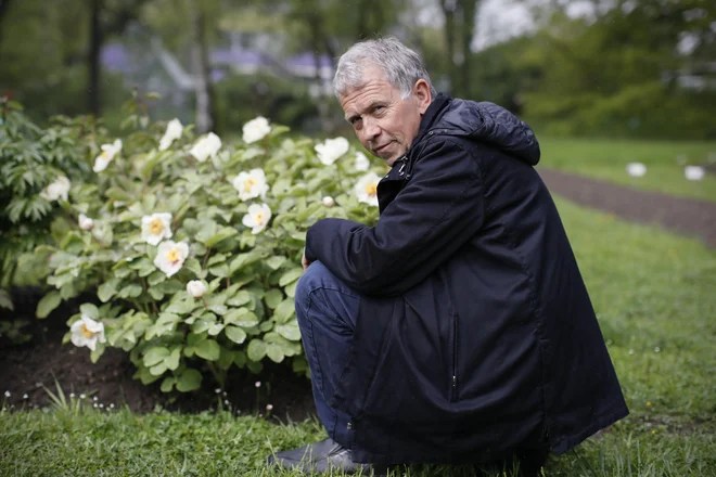Peticijo, ki opozarja, da je ljubljanski botanični vrt spet ogrožen, je objavila uprava Botaničnega vrta Univerze v Ljubljani na čelu s prvopodpisanim direktorjem dr. Jožetom Bavconom (na fotografiji). FOTO: Uroš Hočevar