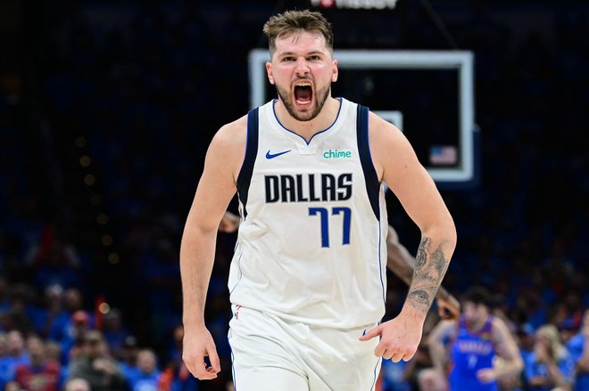 Luka Dončić na 2. tekmi polfinala. Foto Joshua Gateley/AFP