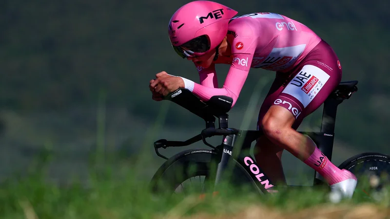 Tadej Pogačar je prvič po Touru 2021 slavil zmago v vožnji na čas na najvišji ravni. FOTO: Luca Bettini/AFP