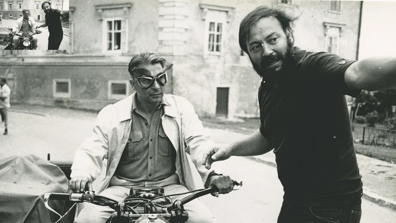 Karpo Godina je edini slovenski avtor, čigar retrospektiva je bila predstavljena v newyorškem muzeju sodobne umetnosti MoMA (na fotografiji z igralcem Borisom Cavazzo na snemanju filma Rdeči boogie ali Kaj ti je deklica). FOTO: arhiv Slovenske kinoteke