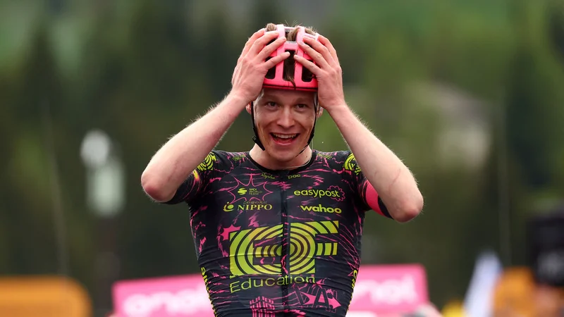 Georg Steinhauser je prehitel Pogija in slavil svojo prvo zmago v World Touru. FOTO: Luca Bettini Afp