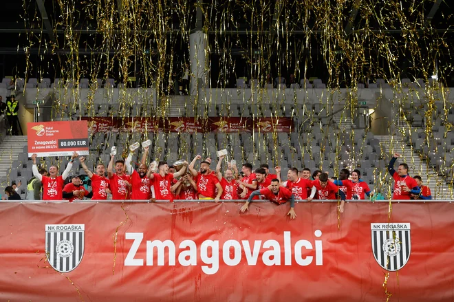 Rogaška je prvič doslej osvojili pokal Nogometne zveze Slovenije. FOTO: Leon Vidic/Delo