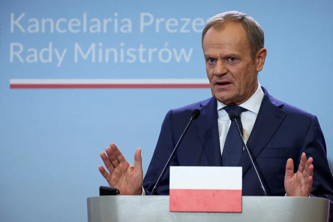 Poljska vlada Donalda Tuska je po oceni komisije sprožila vrsto zakonodajnih in nezakonodajnih ukrepov, da bi odpravila skrbi na področju neodvisnosti sodstva. FOTO: Kacper Pempel/Reuters