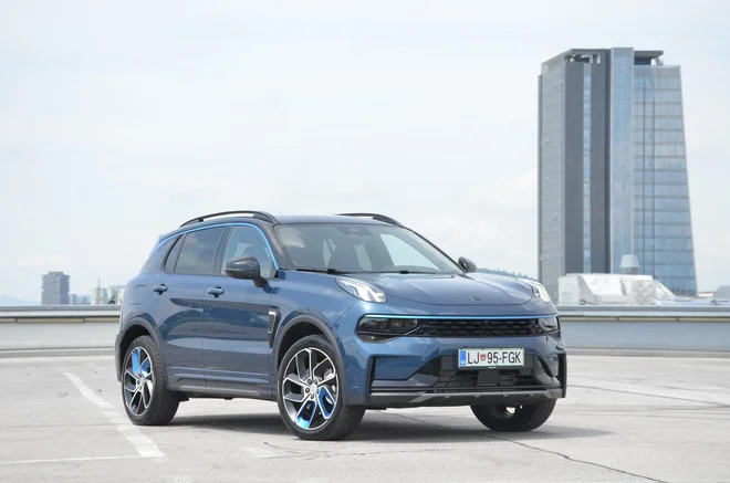 Znamka Lynk & Co je nastala v sodelovanju družbe Volvo Cars in njenega lastnika Geelyja. Po več letih se zdaj iz zahodne Evrope širi tudi na druge trge na stari celini. FOTO:  Gašper Boncelj