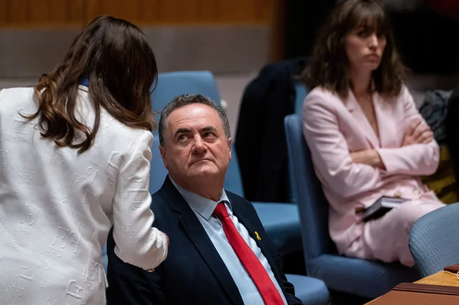 »Odločitev slovenske vlade, da slovenskemu parlamentu priporoči priznanje palestinske države, nagrajuje Hamas za umore, posilstva, pohabljanje trupel in obglavljanje dojenčkov ter krepi iransko os zla,« je včeraj, po tem ko je vlada Roberta Goloba priznala Palestino, na družbenem omrežju X zapisal izraelski zunanji minister Izrael Kac. FOTO: David Dee Delgado Reuters