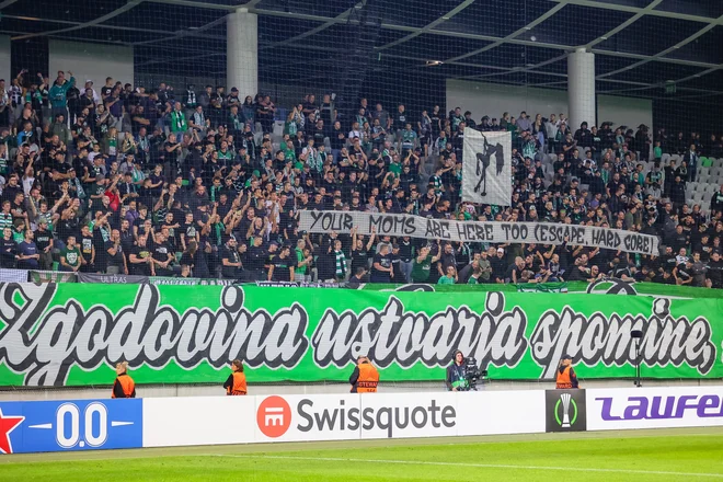 Kako bodo navijači sprejeli novega trenerja? FOTO: Črt Piksi