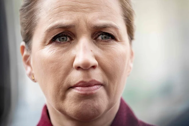 Napad na dansko premierko Mette Frederiksen so danes obsodili številni evropski voditelji. FOTO: Mads Claus Rasmussen/AFP