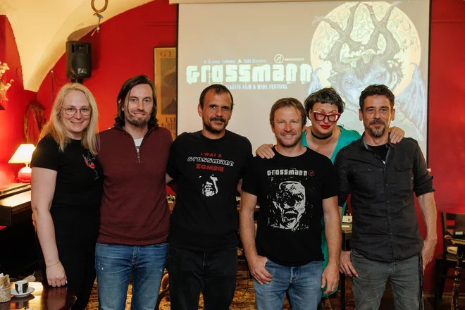 Skupina ljubiteljev grozljivk in vina festival organizira na prostovoljni bazi. FOTO: Črt Piksi