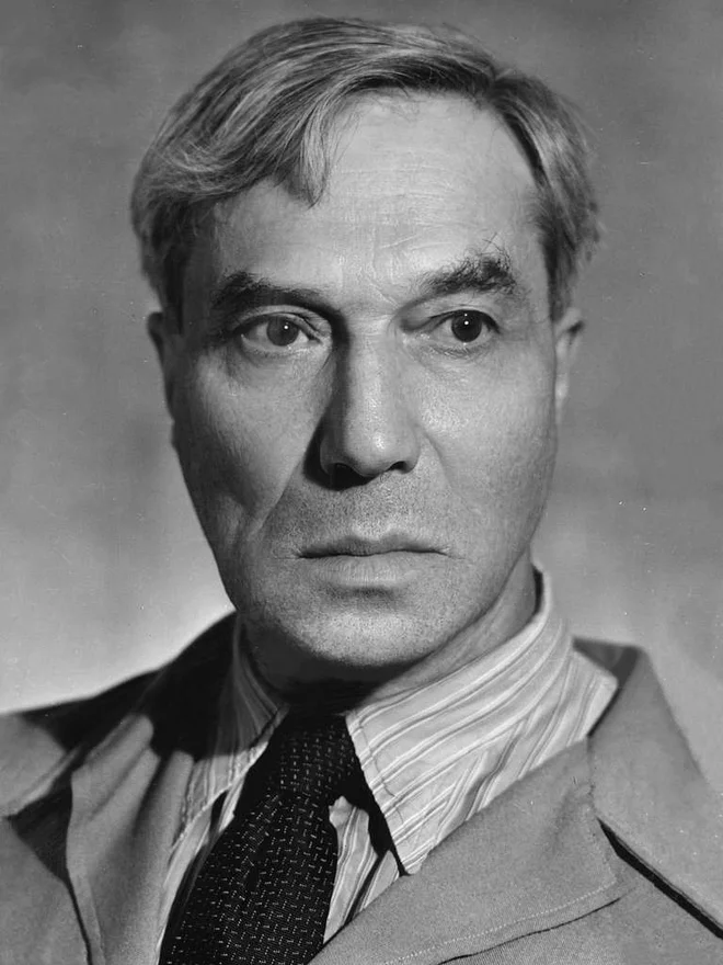 »Pomiri se, moja neizmerno ljubljena, povsem brezumno te ljubim,« Boris Pasternak v enem od pisem zapiše Marini Cvetajevi. FOTO: Wikimedia Commons