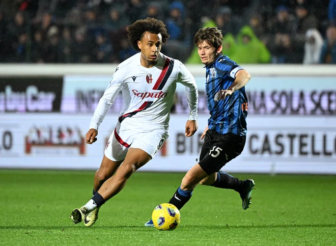 Joshua Zirkzee se je v minuli sezoni z Bologno uvrstil v ligo prvakov. FOTO: Alberto Lingria/Reuters