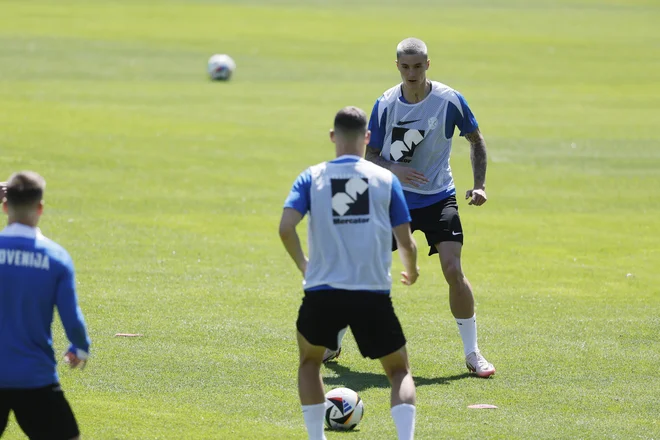 Benjamin Šeško v akciji. FOTO: Leon Vidic