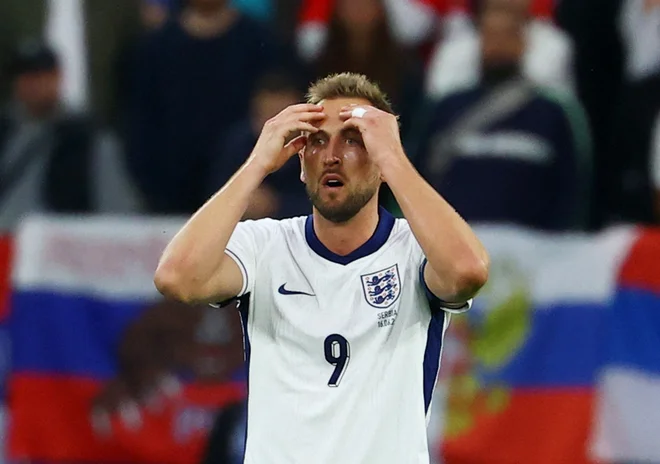 Harry Kane je zapravil lepo priložnost. FOTO: Kai Pfaffenbach/Reuters