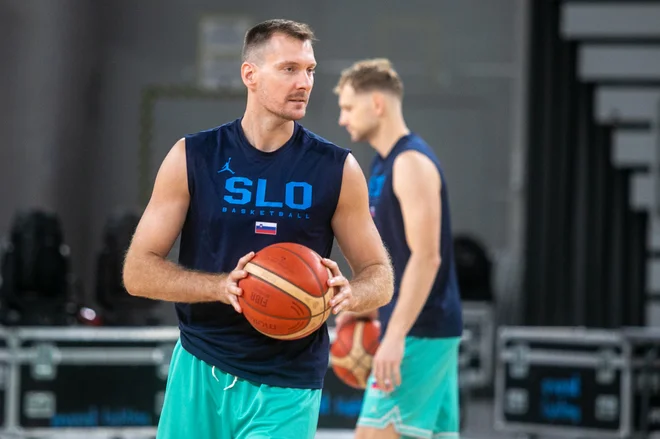 Zoran Dragić se že veseli tekme z Litvo. FOTO: Voranc Vogel/Delo