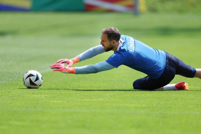 Jan Oblak med treningom v Wuppertalu. FOTO: Leon Vidic