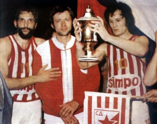 Legenda srbske košarke Dragan Kapičić (desno) je bil dolga leta član reprezantance nekdanje Jugoslavije. FOTO: X