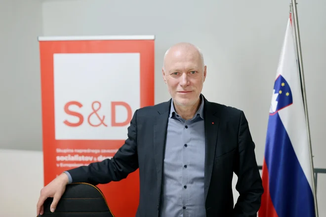 Milan Brglez bo po izteku poslanskega mandata postal državni sekretar na ministrstvu za pravosodje. FOTO: Blaž Samec/Delo