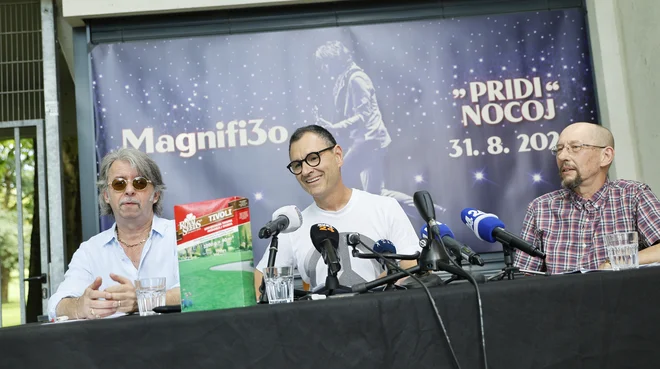 Če bo koncert Magnifica v Tivoliju, bodo obiskovalcem razdelili semena trave in tako poskrbeli za ohranitev travnika tudi po dogodku, pravijo organizatorji. FOTO: Jože Suhadolnik/Delo