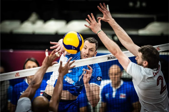 Tonček Štern in druščina bodo v Parizu začeli s Kanado. FOTO: volleyballworld