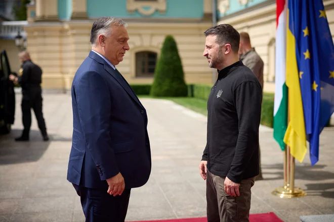 V času predsedovanja svetu Evropske unije bo Budimpešta podpirala Ukrajino, je danes med obiskom Kijeva zagotovil madžarski premier Viktor Orbán.
FOTO: Reuters