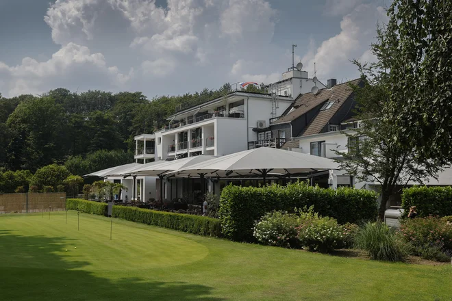 Hotel Vesper je v vasici Sprockhövel navdušil slovenski tabor. FOTO: Leon Vidic/Delo