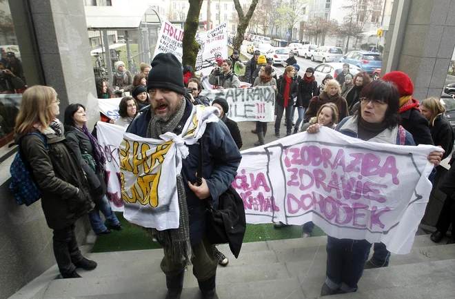 Pravi razvoj mora omogočiti povečanje splošne družbene blaginje. Zahteve ljudi ostaja podobne. FOTO: Matej Družnik/Delo