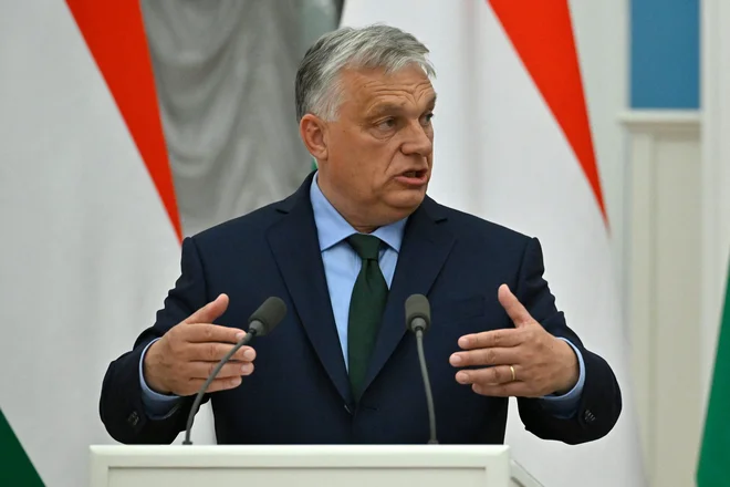 Viktor Orbán in njegov Fidesz od slovesa od EPP leta 2021 nista bila v nobeni politični družini. FOTO: Alexander Nemenov/AFP
