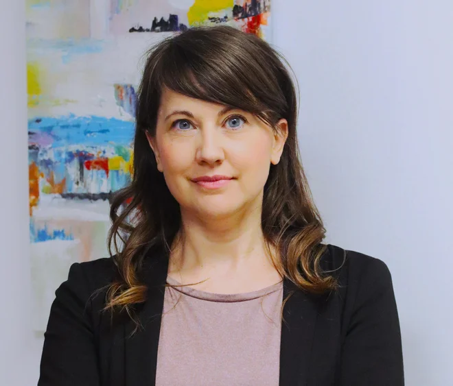 Predsednica države je prepričana, da je nova informacijska pooblaščenka Jelena Virant Burnik za vodenje državnega organa primerna zaradi strokovnosti, dosedanjih izkušenj in vizije. FOTO: Urad informacijske pooblaščenke