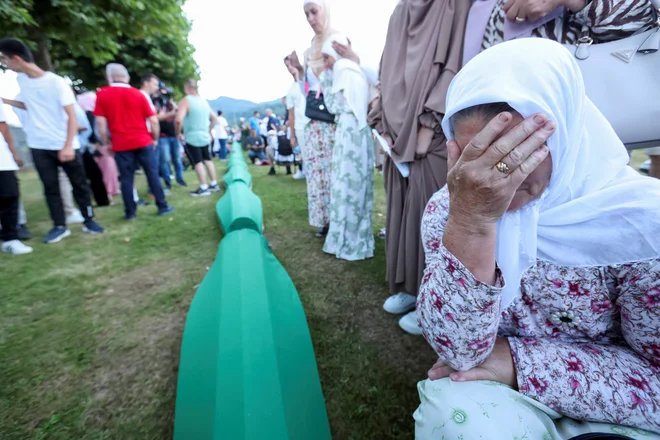 Desetega julija je bila 29. obletnica genocida v Srebrenici. FOTO: Amel Emric/ Reuters