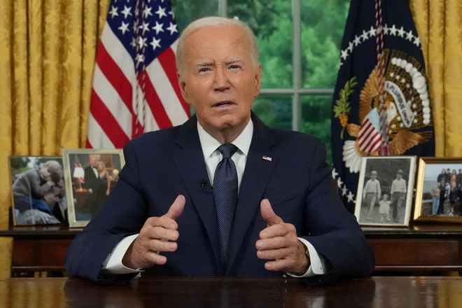 Demokratski predsednik in še vedno ponovni predsedniški kandidat Joe Biden poziva k ameriški spravi. FOTO: Erin Schaff Via Reuters