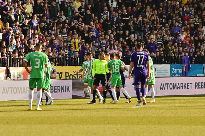 NZS si želi čim več tekem v večernih urah, ki so primernejše tako za nogometaše kot navijače. FOTO: Marko Pigac/mp Produkcija/pigac.si