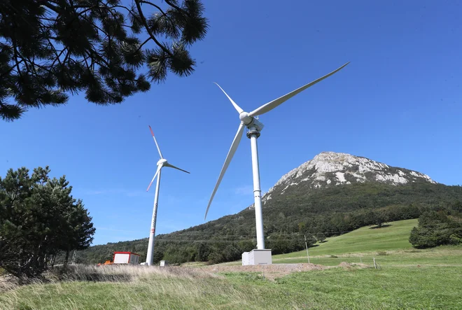 Nizkoogljični viri na lep dan zagotavljajo 96 odstotkov elektrike; zgolj obnovljivi viri pa presegajo polovico proizvodnje. FOTO: Dejan Javornik