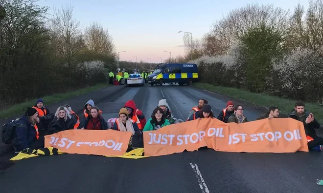 Tožilci so v procesu trdili, da so protesti prizadeli več kot 700.000 vozil. FOTO: Družbena omrežja