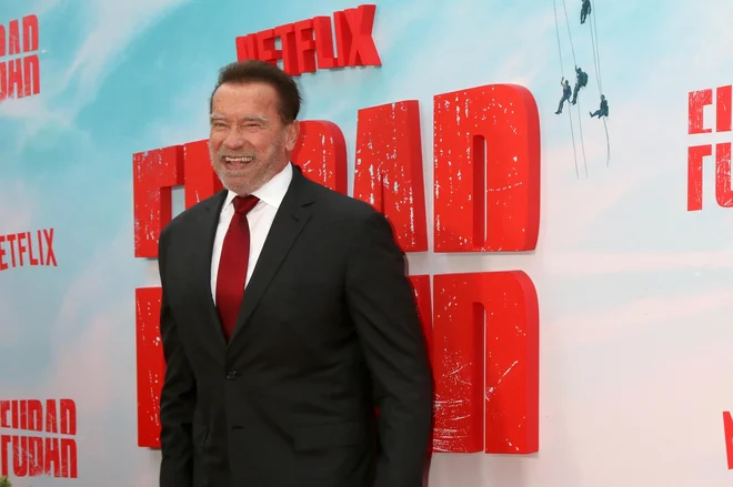 Lani je Arnold Schwarzenegger nastopil v Netflixovi seriji Fubar, ki pripoveduje o očetu in hčerki, ki si vzajemno lažeta, v resnici pa sta oba operativca Cie. FOTO: Kathy Hutchins/Shutterstock
