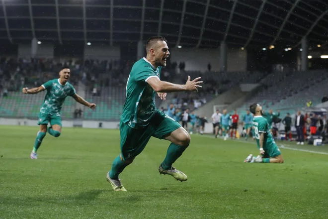Timi Max Elšnik bo kariero nadaljeval v Beogradu pri Crveni zvezdi. FOTO: Leon Vidic/Delo