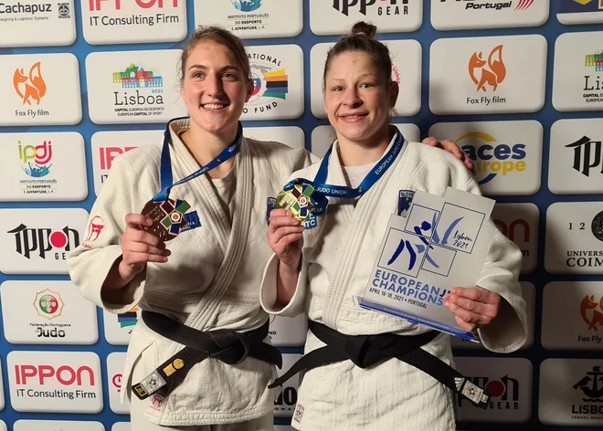 Andreja Leški in Tina Trstenjak sta slovenski junakinji. FOTO: Jzs