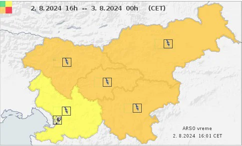 Opozorila za nevihte veljajo za vso Slovenijo, na Primorskem se tem pridružuje še požarna ogroženost. FOTO: spletna stran Agencije za okolje