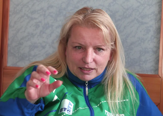 Selektorska slovenske namiznoteniške reprezentance Andreja Ojsteršek Urh vlogo favoritov prepušča francoski ekipi. FOTO: Dejan Javornik/Delo