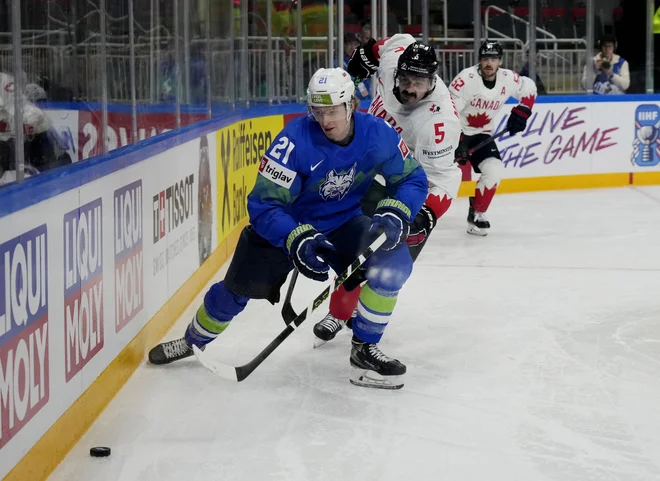Jan Drozg je edini slovenski hokejist, ki igra v ugledni KHL Foto Ints Kalnins/Reuters
