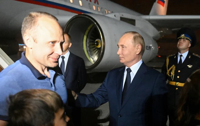»Sloveniji je uspel zgodovinski met,« je poudaril premier. FOTO: Mikhail Voskresensky Via Reuters