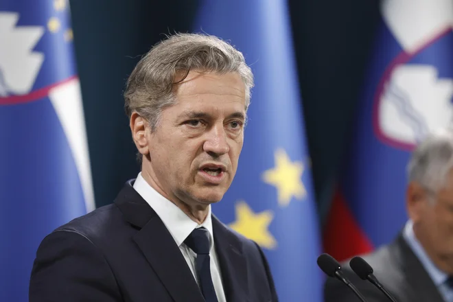 Premier Robert Golob meni, da so v zadnjih letih v Prekmurju skokovito povečali svoj znanstvenoraziskovalni potencial in razvojno postajajo eden najživahnejših delov države. FOTO: Leon Vidic/Delo