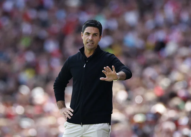 Arsenalov trener Mikel Arteta se v sezoni 2024/25 ne bo zadovoljil z drugim mestom v Angliji. FOTO: John Sibley/Reuters