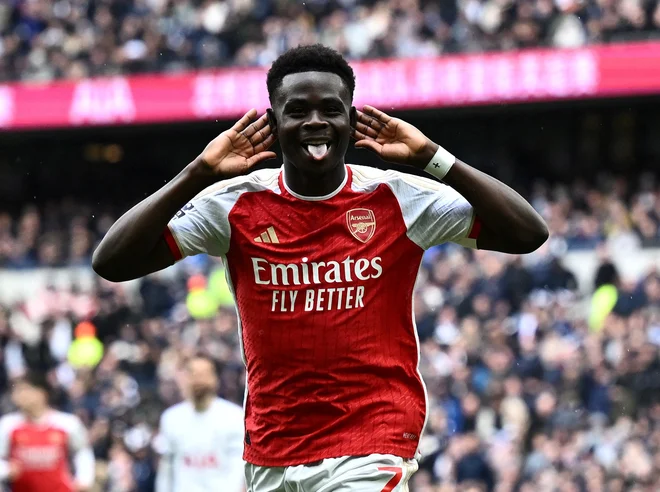 Bukayo Saka je s 140 milijoni evrov najdražje ocenjeni nogometaš Arsenala. FOTO: Dylan Martinez/Reuters