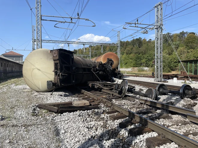 Iztiril je vagon. FOTO: Pgd Postojna